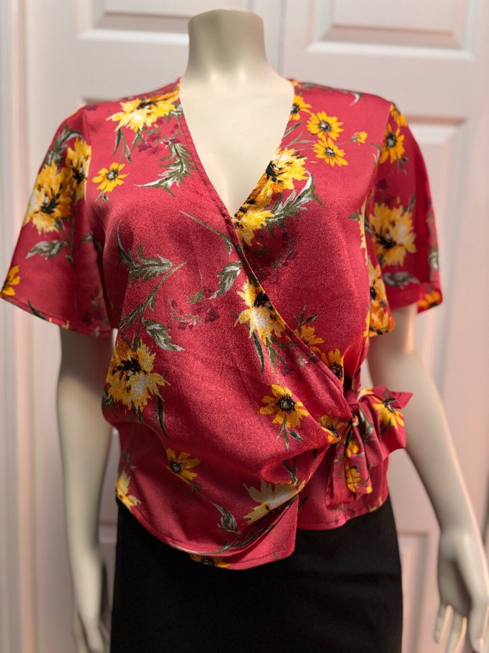 Express Summer Floral Wrap Blouse – Size Small Petite